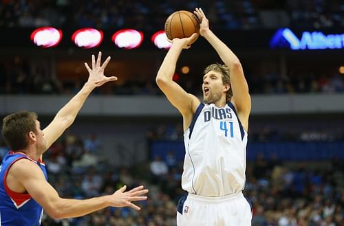 A cut above most, Dirk lines up a shot