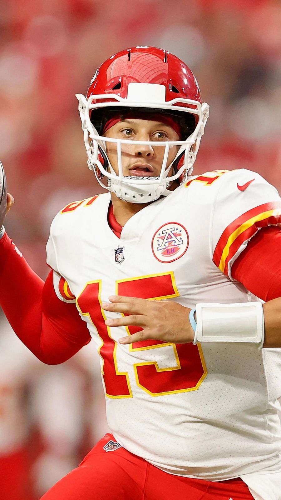Chiefs to play Patrick Mahomes and other starters for first half against  Arizona