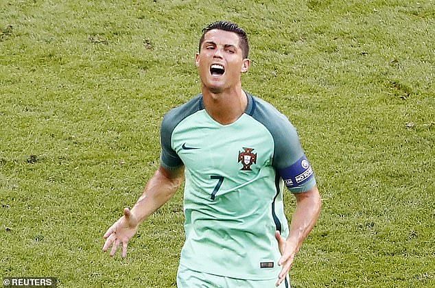 Ronaldo is furious after Portugal conceded one of their three goals against Hungary (Courtesy: Reuters)
