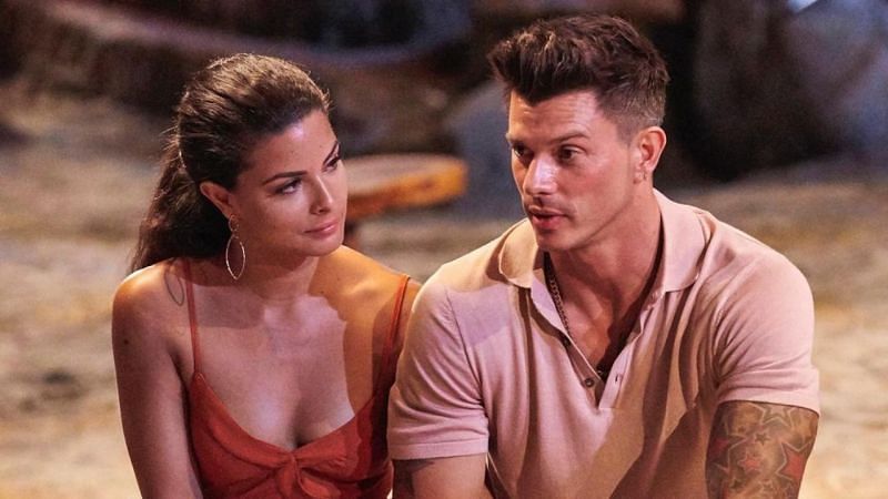 Mari Pepin and Kenny Braasch in Bachelor in Paradise (Image via @mari_pepin/Instagram)