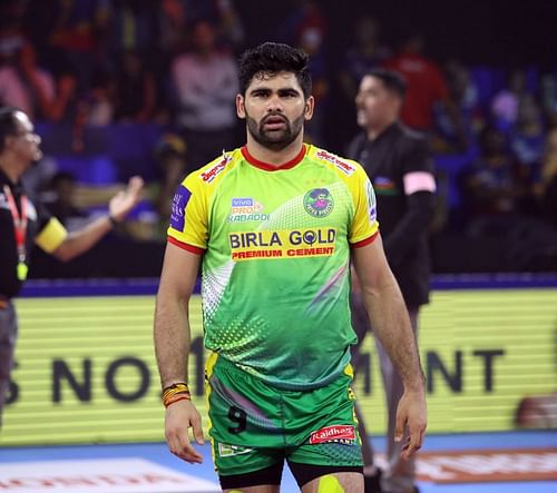 Star raider Pardeep Narwal [Image Credits: PKL/Twitter]