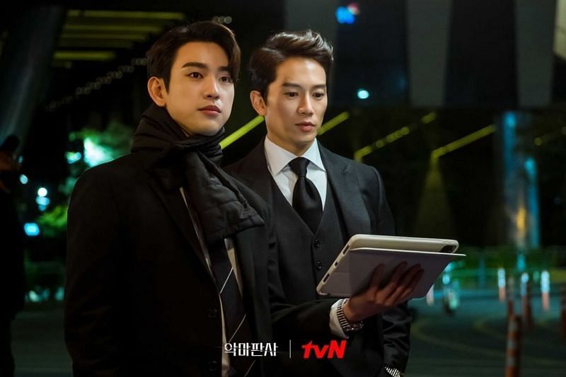 Ji Sung and Jinyoung in a behind the scenes still of The Devil Judge. (Instagram/tvNdrama)