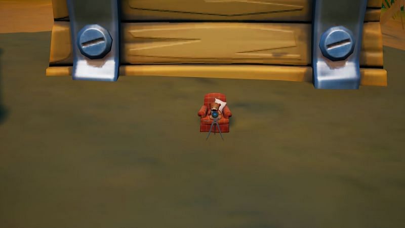 The curious case of the Tiny Red Char (Image via JayKeyFN/Twitter)