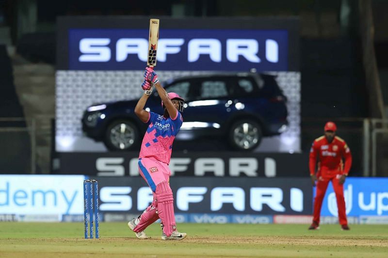 The player with the best strike rate in IPL 2021 will take the Tata Safari home (Image Courtesy: IPLT20.com)