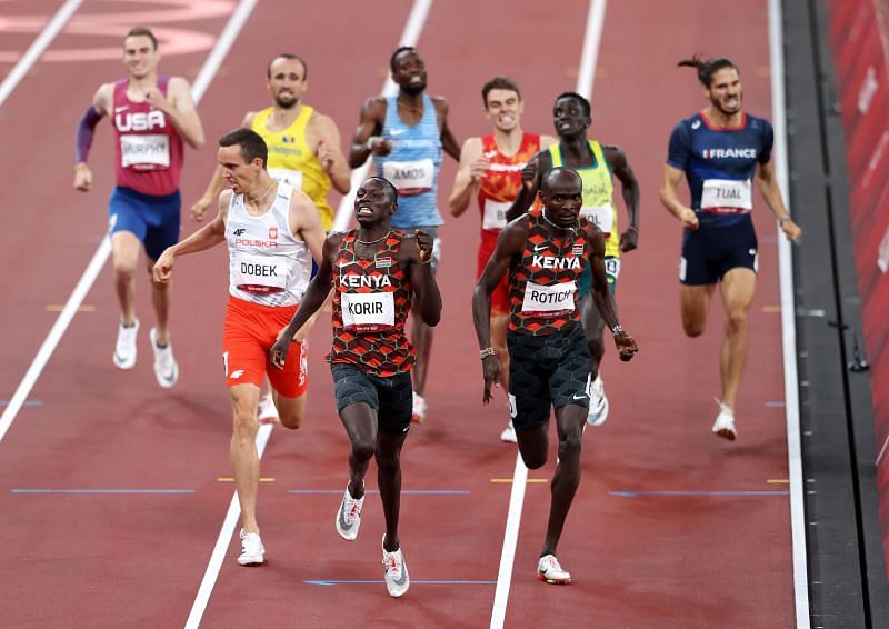 Emmanuel Korir leads a Kenyan 1-2 finish in the 800m at the Tokyo Olympics