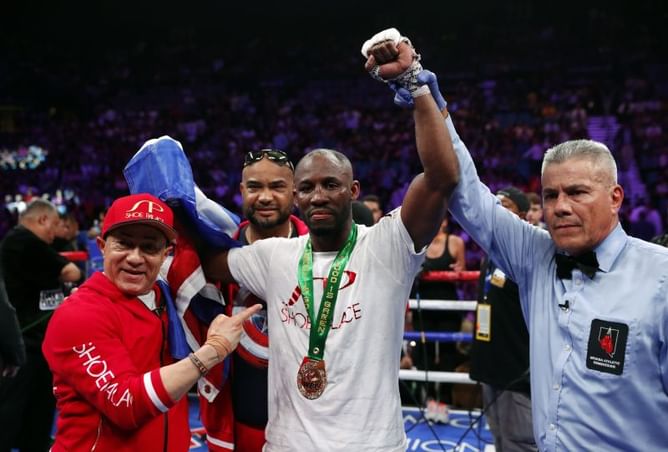What is Manny Pacquiao's opponent Yordenis Ugas' net worth?