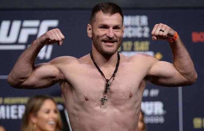 Watch: A dizzy Stipe Miocic hilariously launches his golf club into a tree after doing the spin bat challenge
