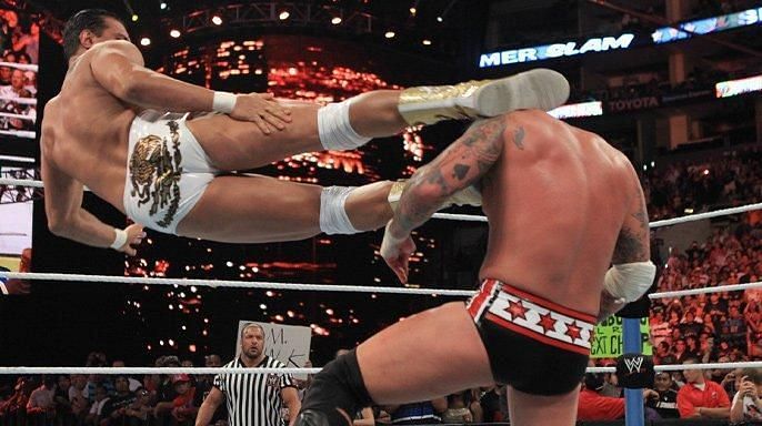 Alberto Del Rio cashes in at WWE SummerSlam 2011
