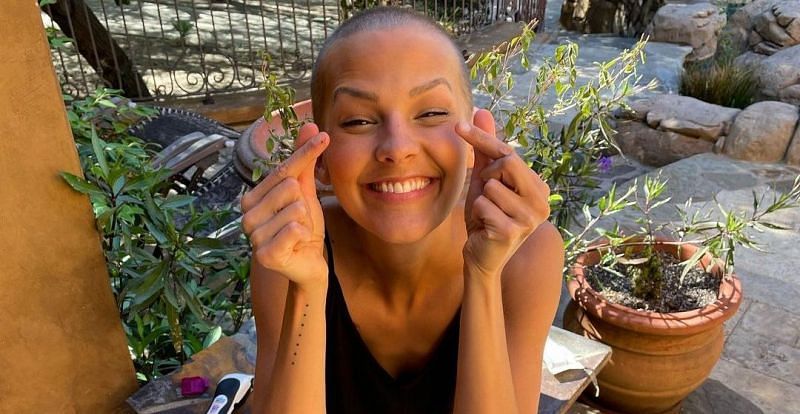 Singer-songwriter Nightbirde continues her battle with cancer (Image via Instagram/Nightbirde)