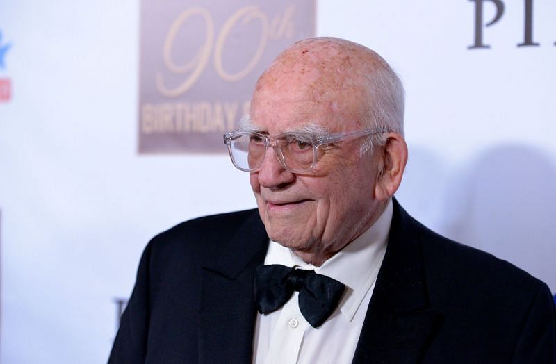 Ed Asner recently passed away at the age of 91. (Image via Getty Images)
