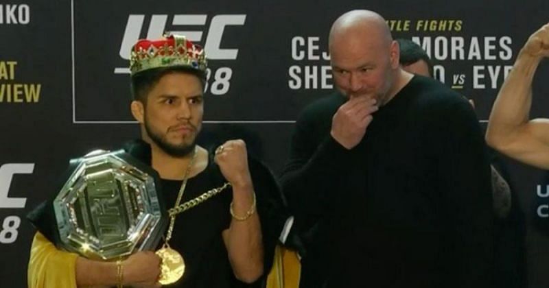 Henry Cejudo and Dana White [Credits: @MikeBohnMMA on Twitter]