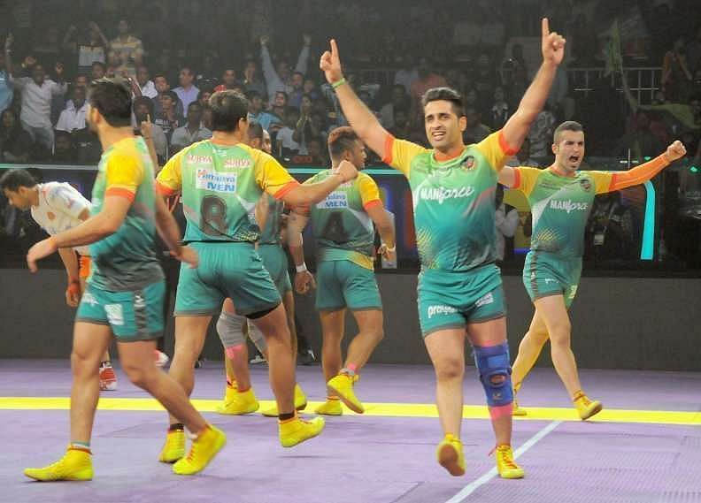 Hadi Oshtorak moved to the Patna Pirates and won the title.