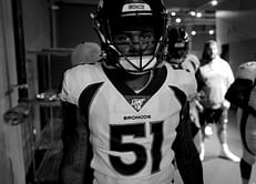 Todd Davis retires just days after signing with the New York Giants