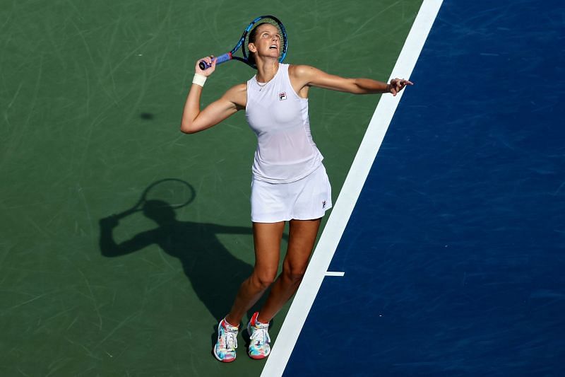 Karolina Pliskova serving at the Western &amp; Southern Open