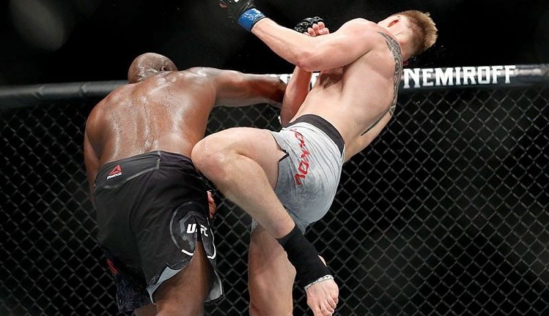 Derrick Lewis (left); Alexander Volkov (right)