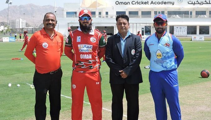 ओमान ने टॉस जीतकर पहले गेंदबाजी करने का फैसला लिया