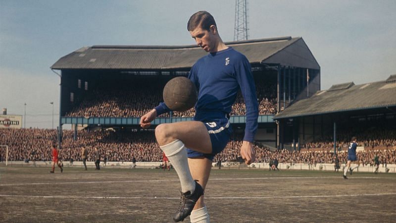 Peter Osgood has been honoured with a statue outside Stamford Bridge.