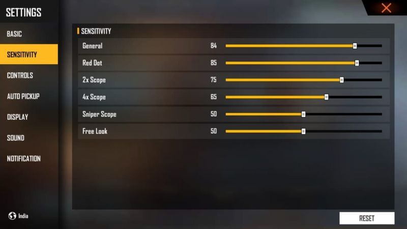 Customize sensitivity. (Image via Garena Free Fire)