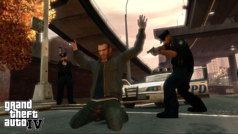 Niko Bellic, getting busted in GTA 4 (Image via Rockstar Games)
