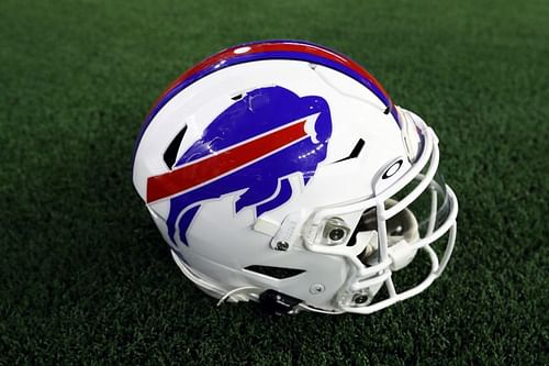 Buffalo Bills v Dallas Cowboys