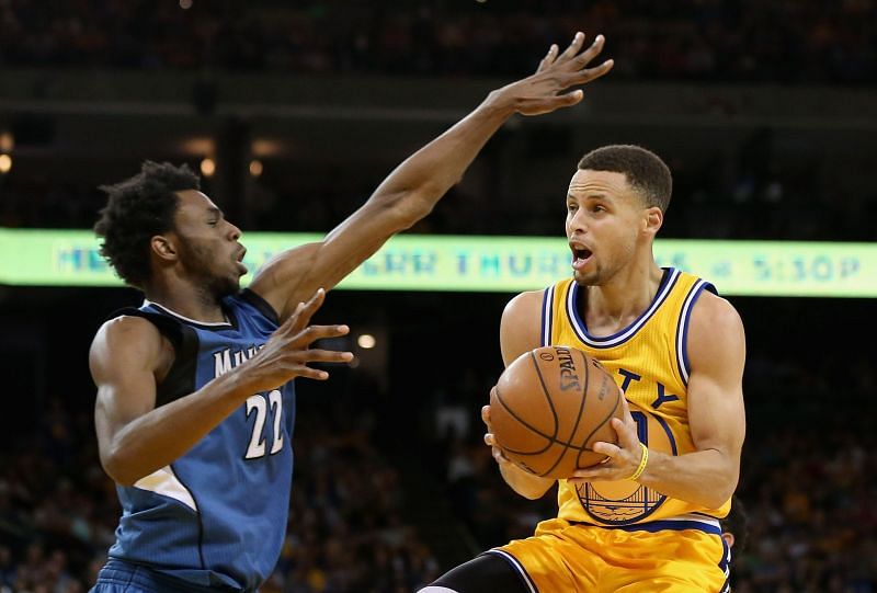 Andrew Wiggins (left) and Stephen Curry (right) were the highest-scoring duo in the 2020-21 NBA season.