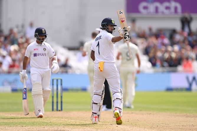 "You can make a comeback either in Dravid or Sehwag style" - Virender Sehwag on KL Rahul's performance