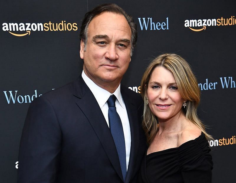 Jim Belushi and Jennifer Sloan. (Image via: Dimitrios Kambouris/Getty Images)