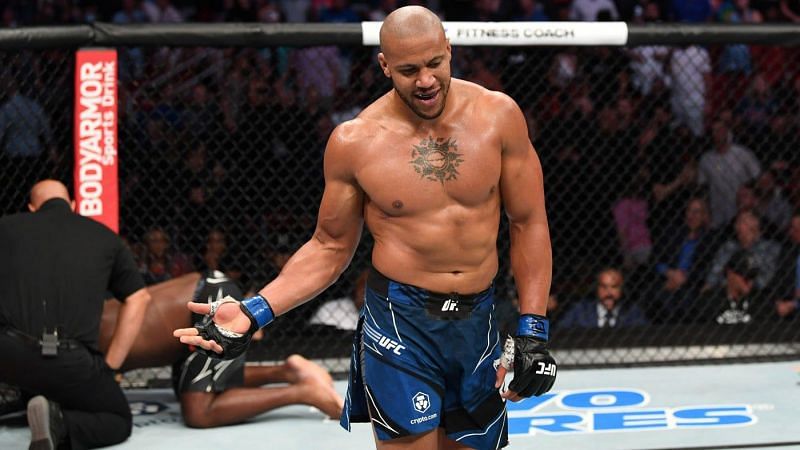 Ciryl Gane beat Derrick Lewis at UFC 265 to win the interim UFC heavyweight title