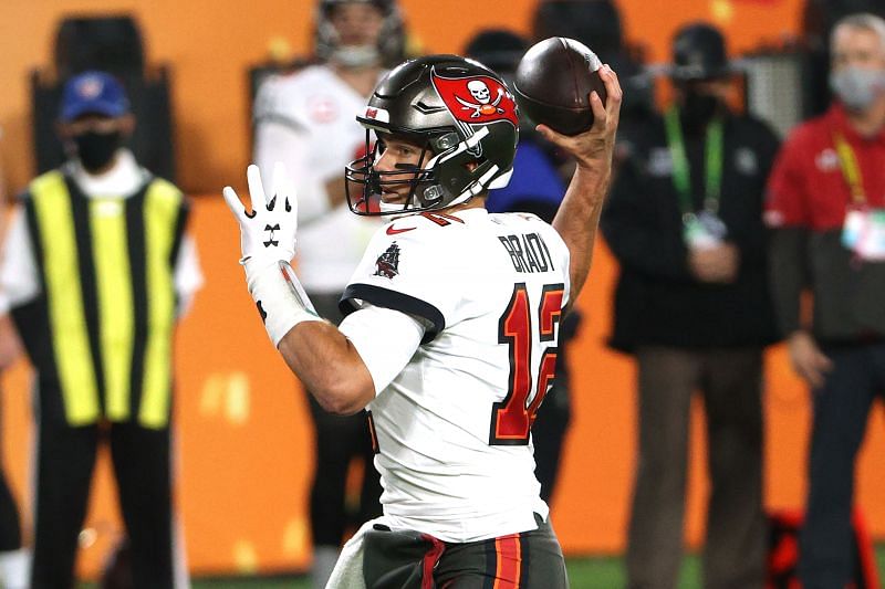 Tampa Bay Buccaneers guard John Molchon (75) looks on against the