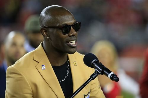 Terrell Owens - Oakland Raiders v San Francisco 49ers