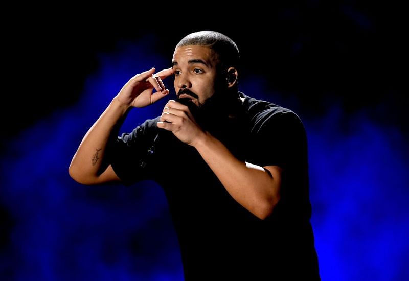 Drake might be romantically linked to Sonya Curry according to fans. (Image via Getty Images)