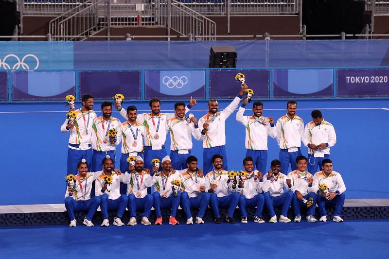 The men&#039;s team with a well-deserved bronze medal