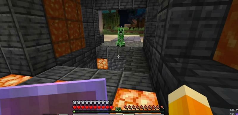 How to get music discs from creepers in Minecraft