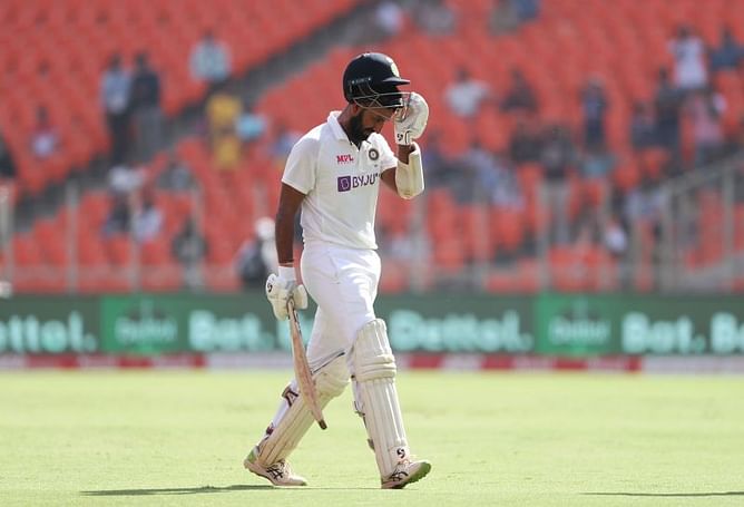 "Cheteshwar Pujara seems to be pushing at everything" - Deep Dasgupta