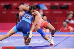 WFI suspends Vinesh Phogat “temporarily”, asks wrestler to give explanation for indiscipline by August 16