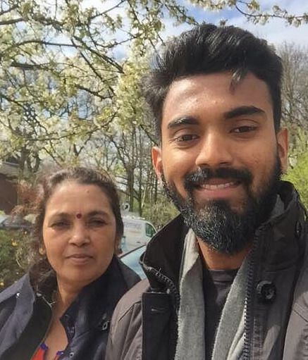 KL Rahul's Family - Father, Mother, Sister