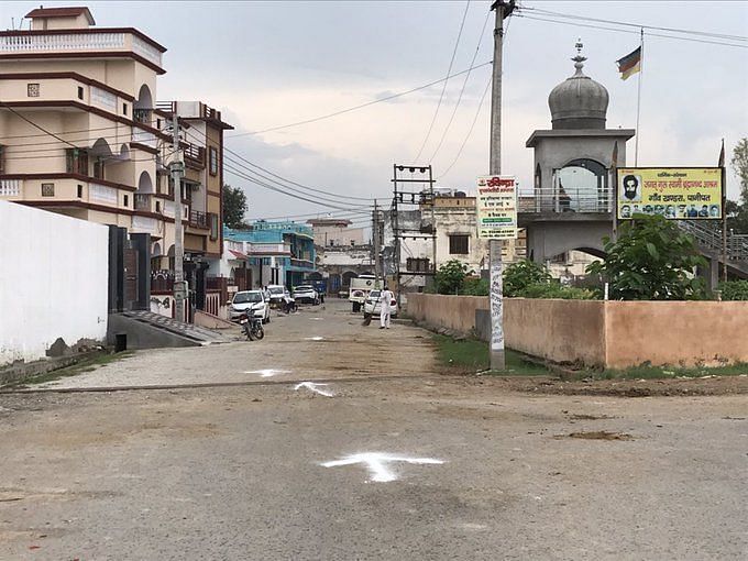 Roads marked with white chal pointing towards Neeraj Chopra&#039;s house. (&copy;Rishabh Chauhan)