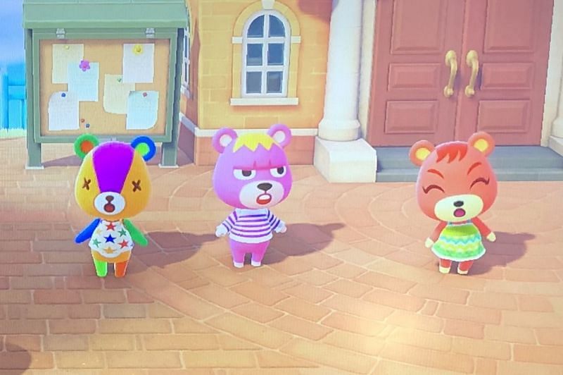 Some Animal Crossing villagers singing, which is what a few others were doing when a dangerous critter was creeping towards them. Image via Nintendo