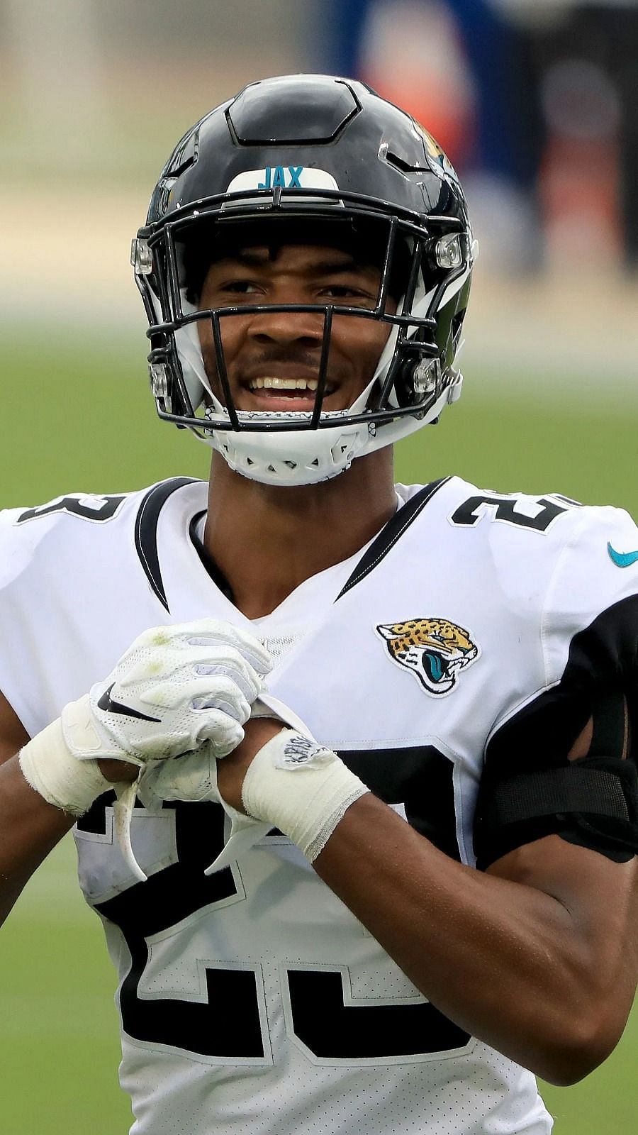 C.J. Henderson becoming shutdown cornerback for Jacksonville Jaguars