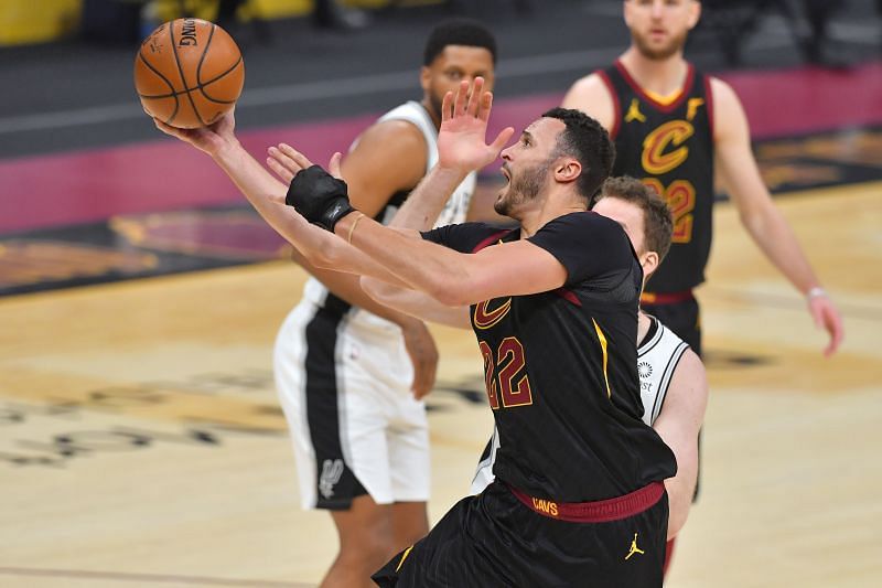 Larry Nance Jr. goes for a lay-up during a game between the San Antonio Spurs and the Cleveland Cavaliers
