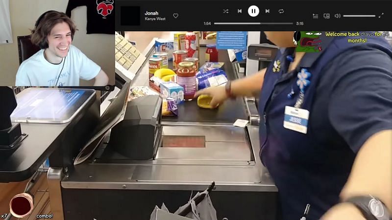 xQc laughing at a video of a Walmart cashier (Image via xQcOW on Twitch)