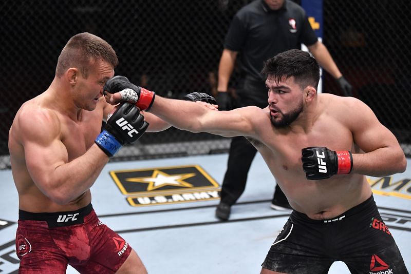 Could Kelvin Gastelum net himself a UFC middleweight title shot with a win this weekend?