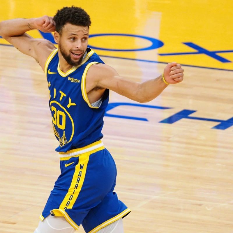 Steph Curry won the scoring title last season, averaging 32 ppg