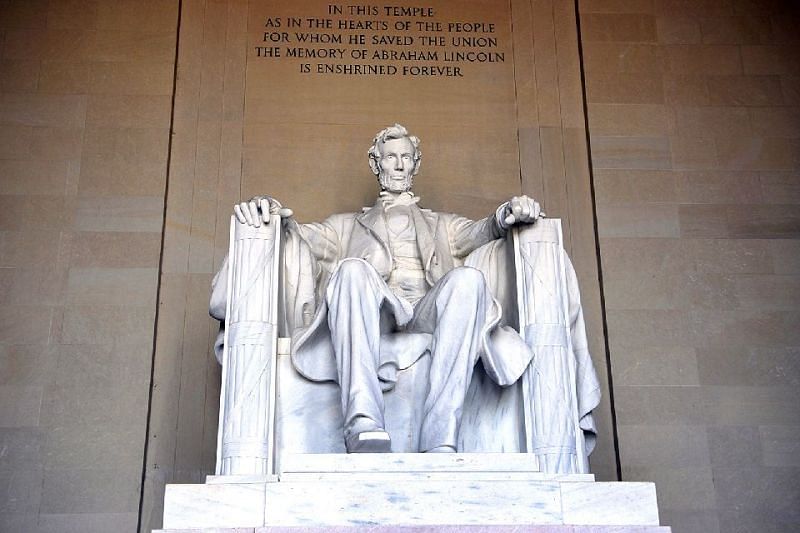 The Lincoln Memorial will likely be added to Fortnite in the coming days. Image via Easyvoyage UK