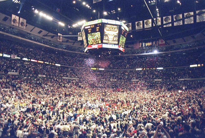 Chicago Bulls celebrate thei 1997 championship win