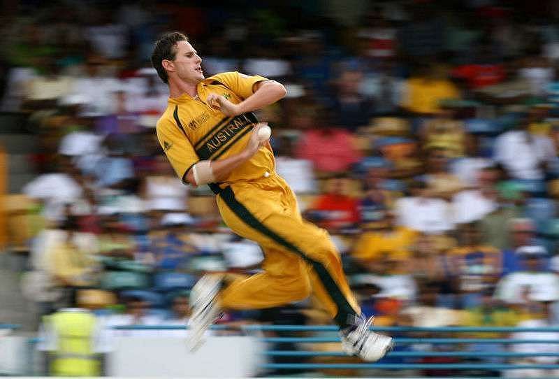 Shaun Tait&#039;s fastest bowl was recorded at 160.7 kmph.