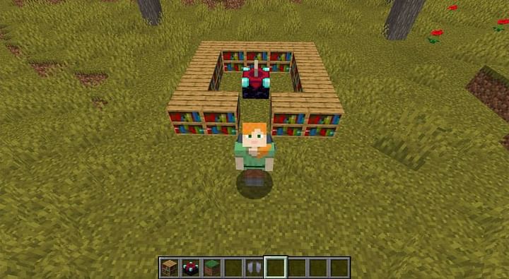 How does enchanting work in Minecraft?