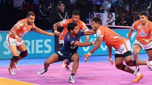 Girish Ernak in action for the Puneri Paltan (Image - PKL)