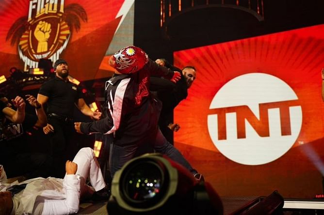 Fuego del Sol discusses Malakai Black kick on AEW Fight for the Fallen