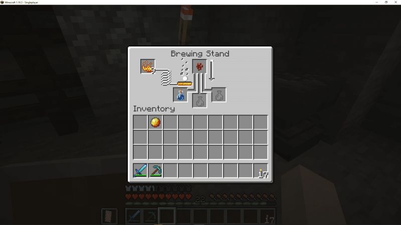 Crafting a potion of fire resistance (Image via Minecraft)